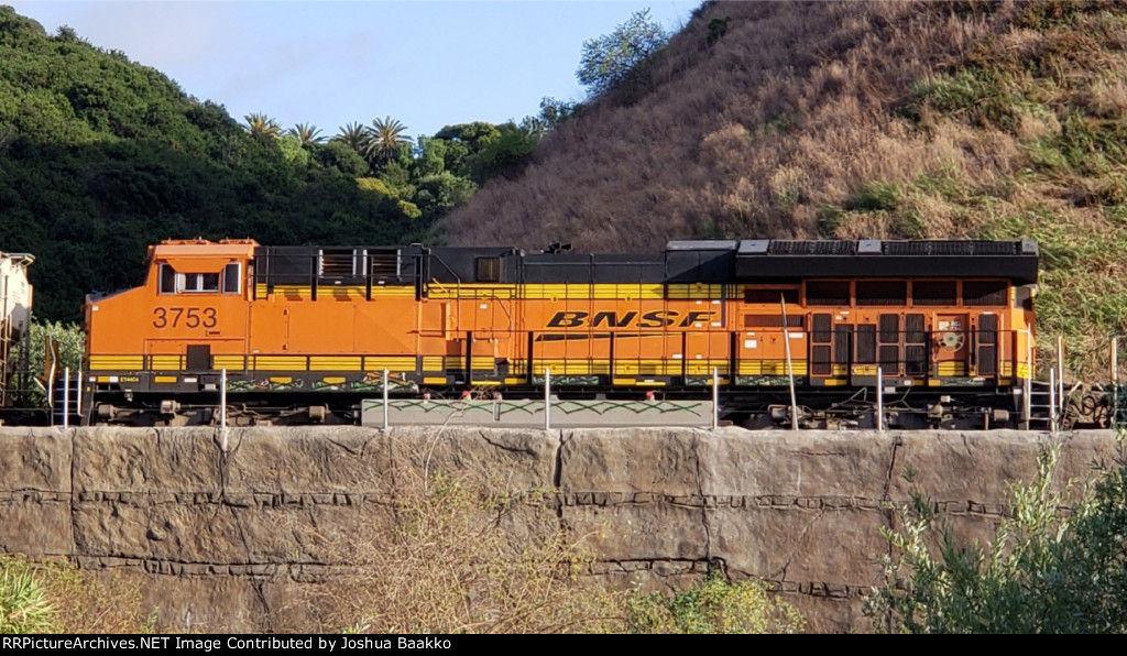 BNSF 3753